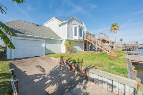 1216 Sailfish Street Bayou Vista TX 77563