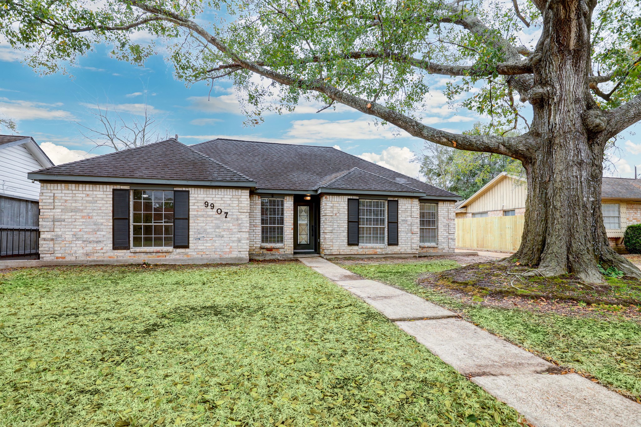 9907 Greencreek Drive Houston TX 77070