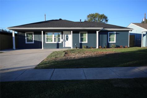 1231 Globe Street Houston TX 77034