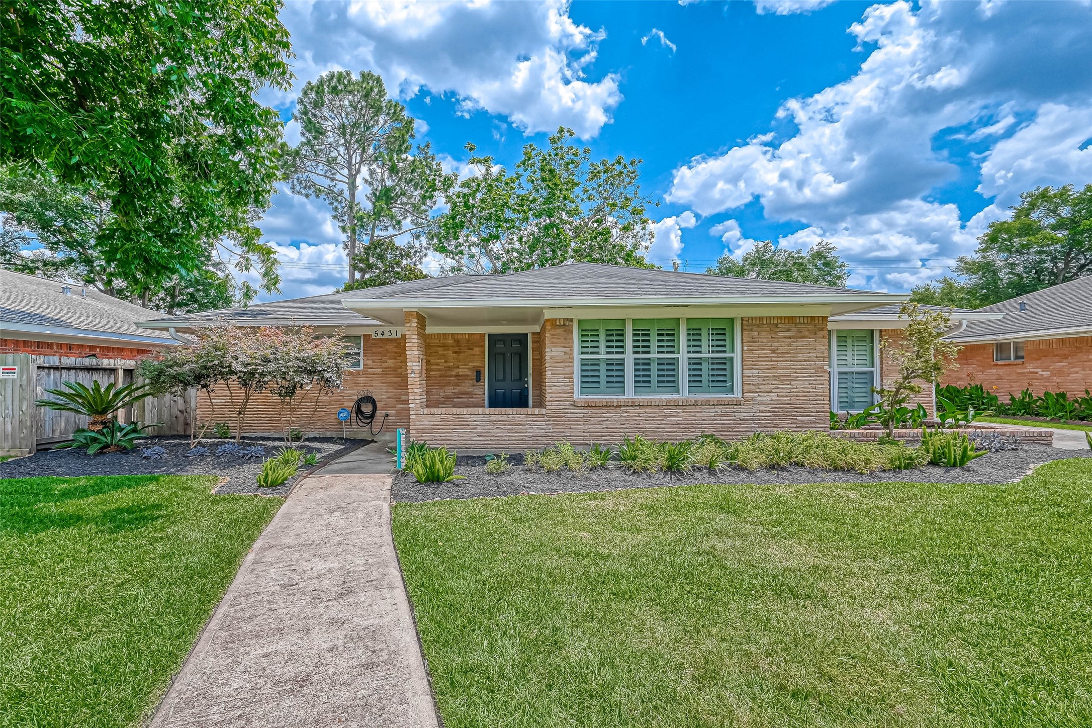 5431 Stillbrooke Drive Houston TX 77096