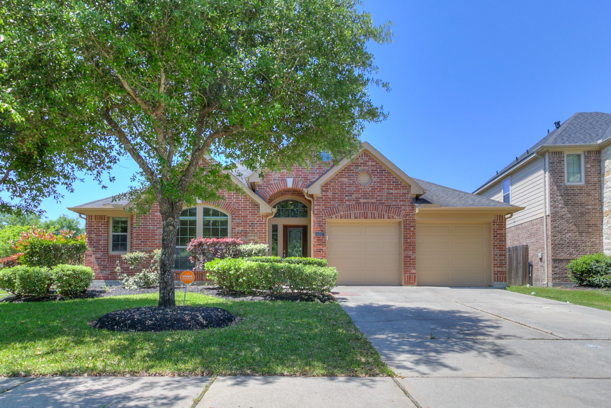 16007 Angler Bend Drive Houston TX 77044