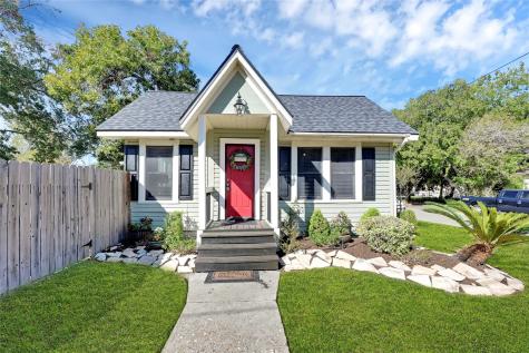 422 Aron Street Baytown TX 77520