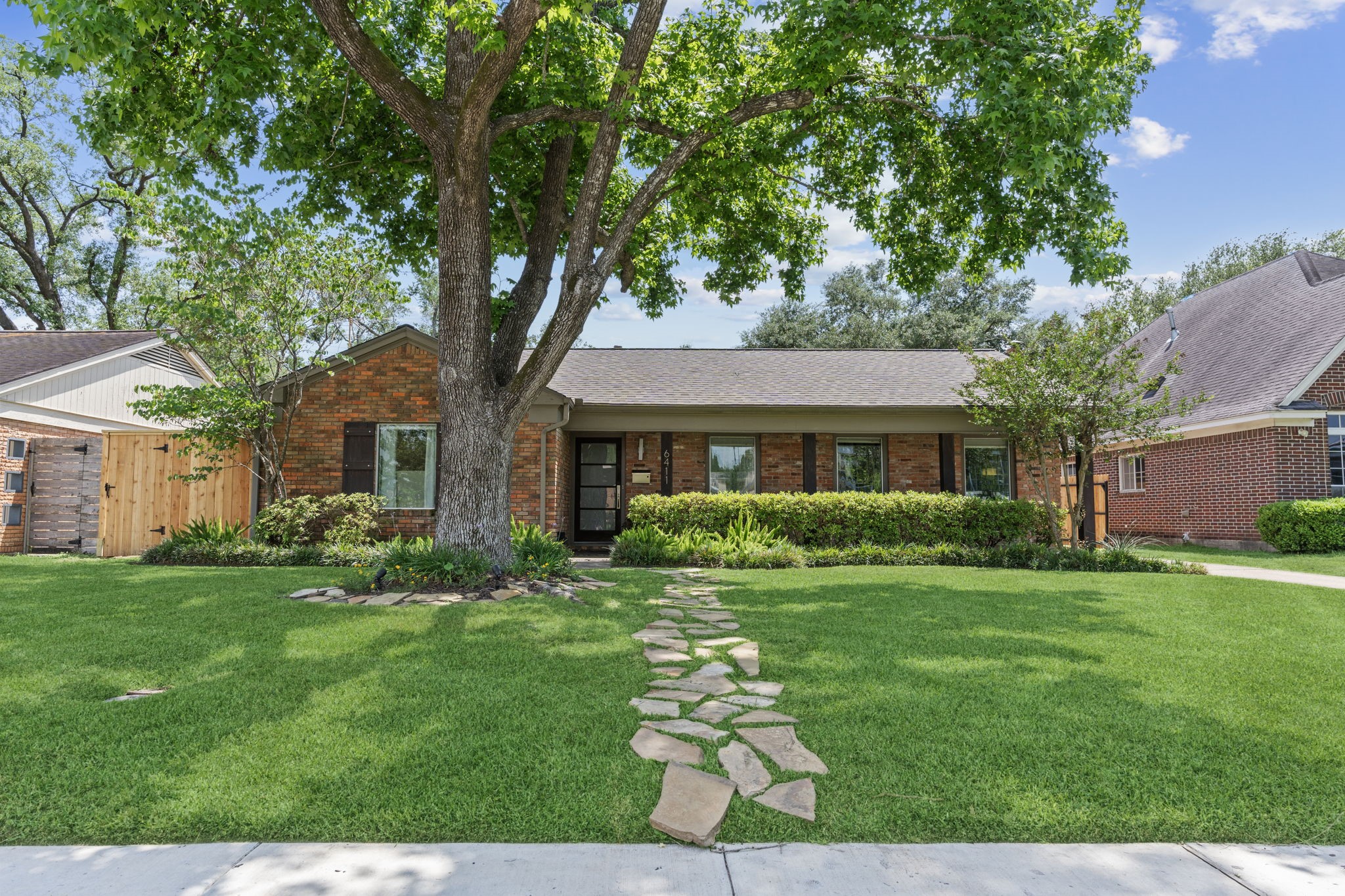 6411 Grovewood Lane Houston TX 77008