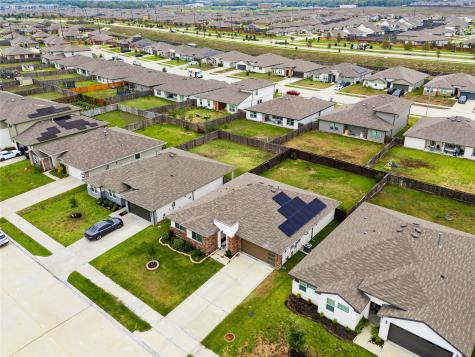 6903 Amber Cliff Lane Richmond TX 77469