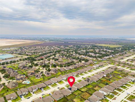 6903 Amber Cliff Lane Richmond TX 77469