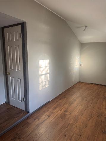 211 Martin Street Yoakum TX 77995