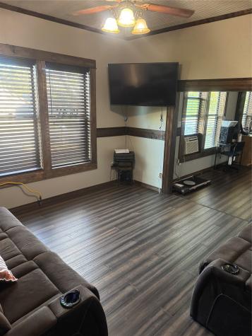 211 Martin Street Yoakum TX 77995