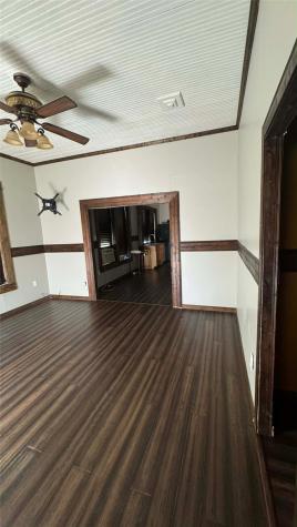 211 Martin Street Yoakum TX 77995