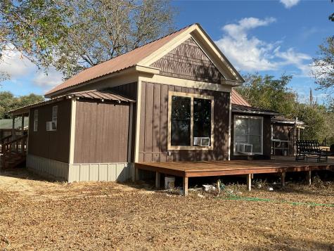 211 Martin Street Yoakum TX 77995