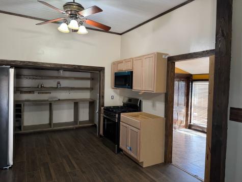211 Martin Street Yoakum TX 77995
