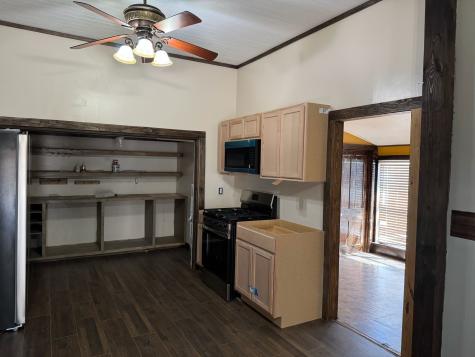 211 Martin Street Yoakum TX 77995