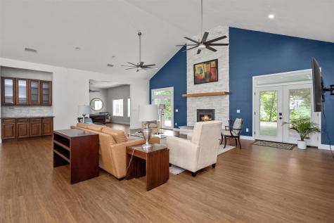 207 W Neyland Colmesneil TX 75938