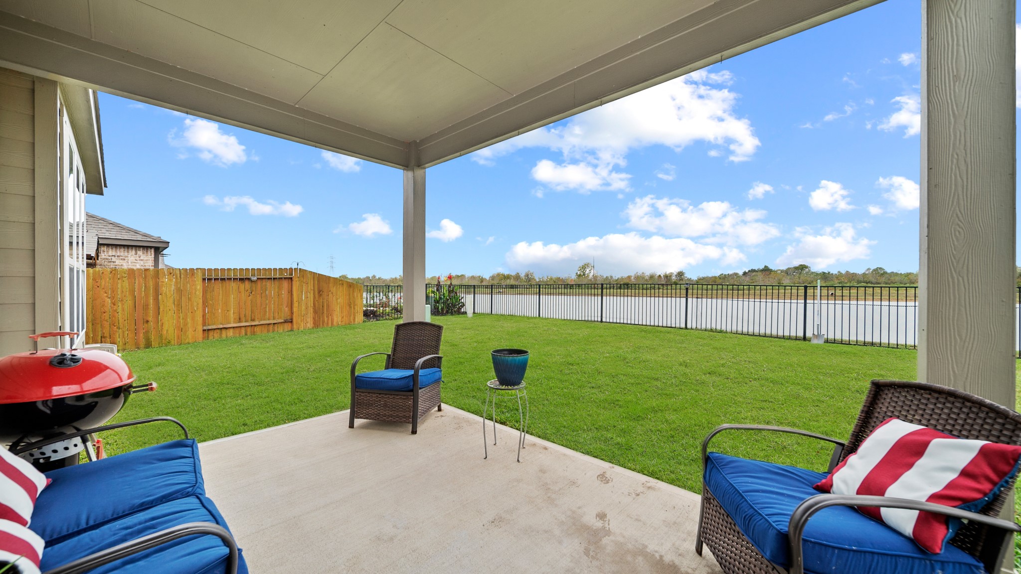 447 Lake Line Drive Alvin TX 77511
