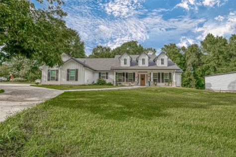 13157 Country Oak Drive Willis TX 77318