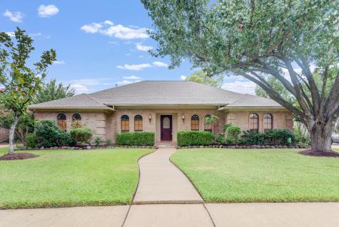 12531 Rocky Knoll Drive Houston TX 77077