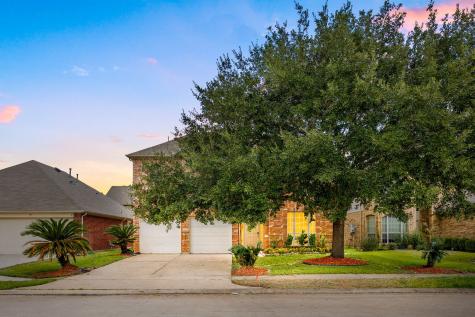 2911 Darby Brook Drive Fresno TX 77545