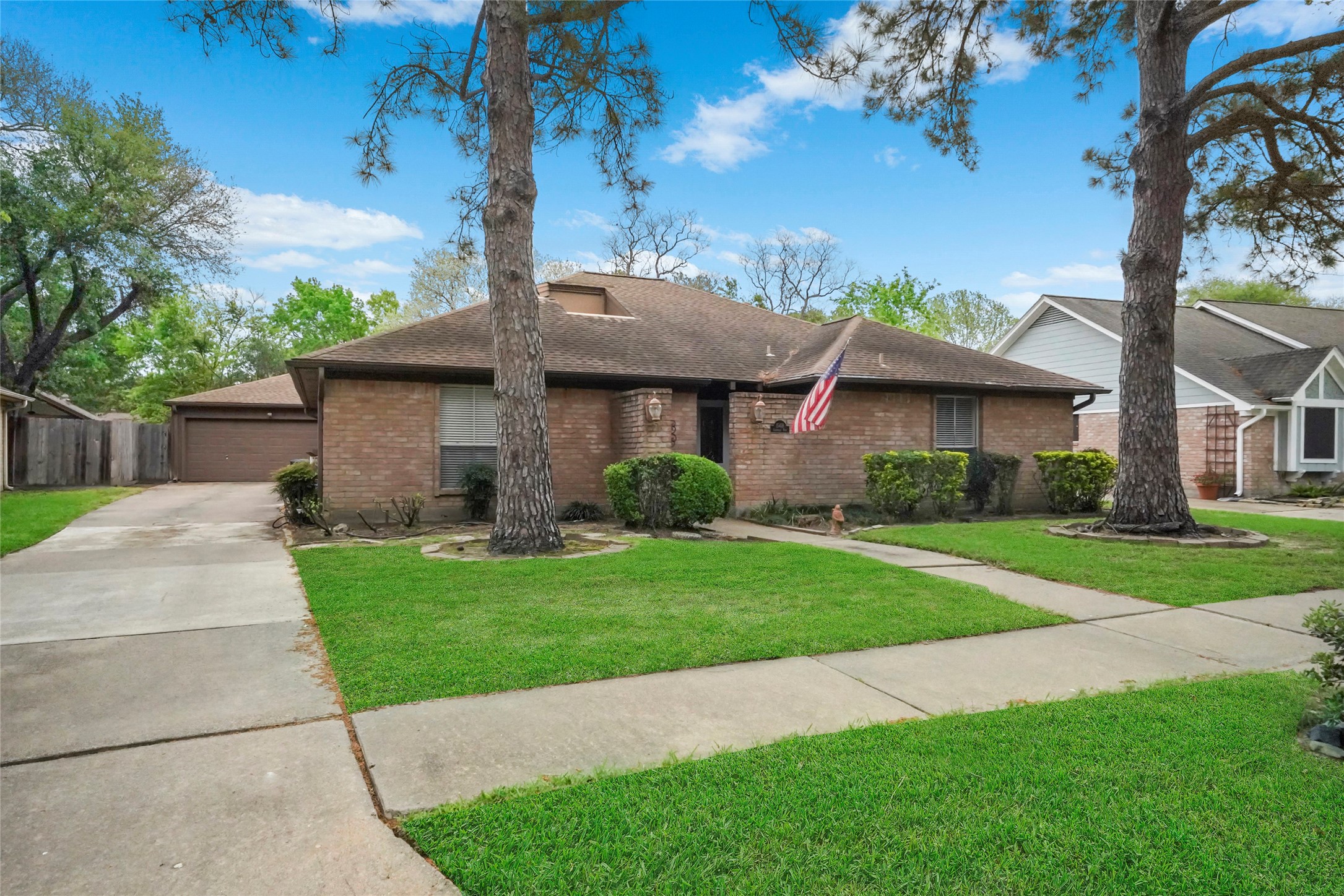 15418 Glenwood Park Drive Houston TX 77095