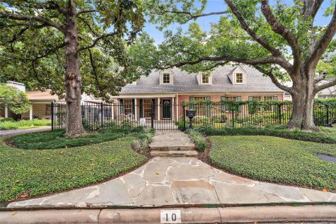 10 Hackberry Lane Houston TX 77027