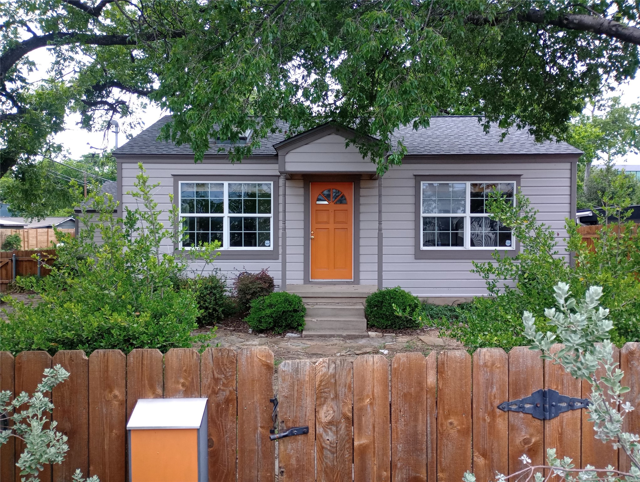 1100 Clayton Lane Austin TX 78723