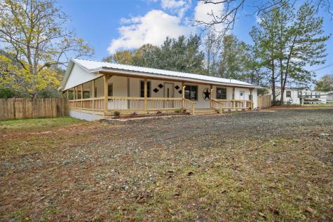 442 Broaddus Drive Zavalla TX 75980