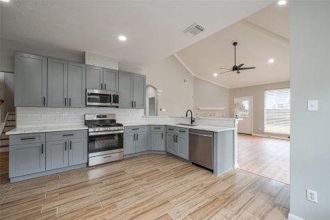 9123 Knightsland Trail Houston TX 77083
