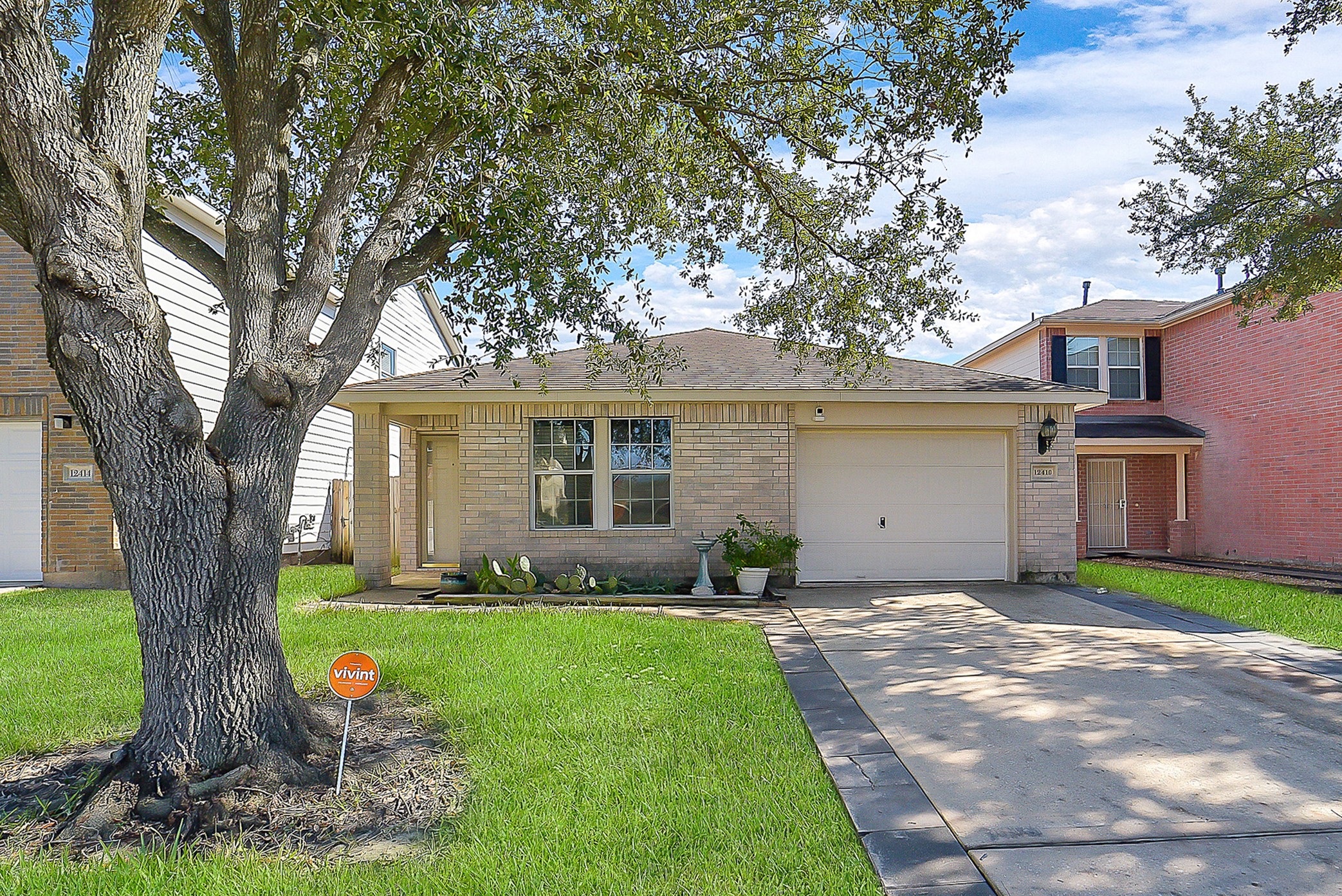 12410 Sterlingstone Drive Houston TX 77066