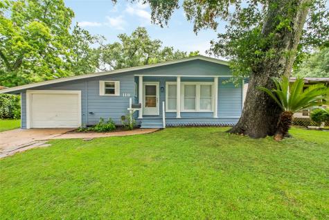 118 Wisteria Street Lake Jackson TX 77566
