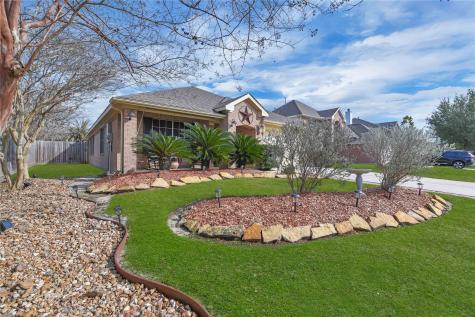 8414 Tarragon Lane Baytown TX 77521