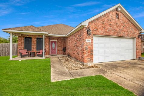 2203 Tracy Lane Highlands TX 77562