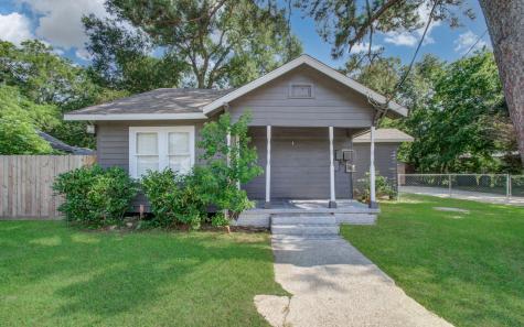 302 Wahl Street Crosby TX 77532