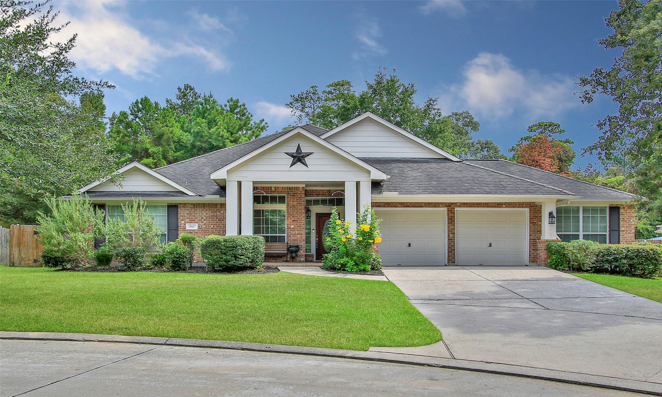 2017 W Yorkchase Lane Conroe TX 77304