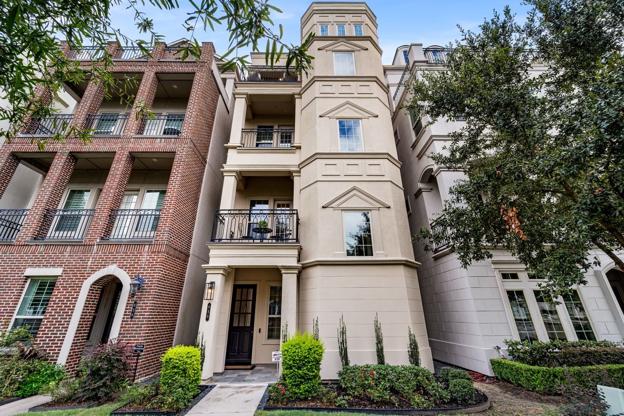 858 Dunleigh Meadows Lane Houston TX 77055