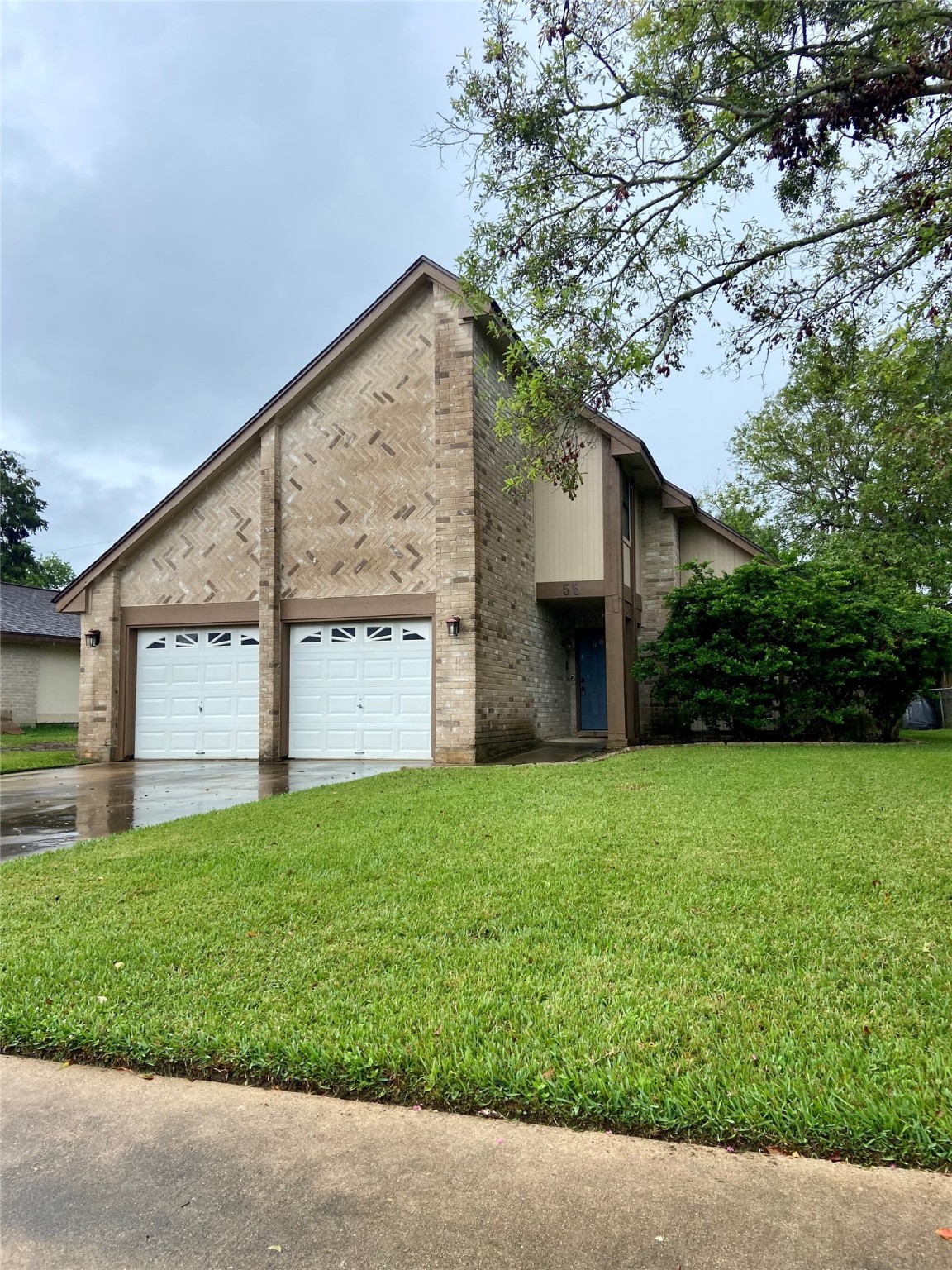 55 N Bachelor Button Street Lake Jackson TX 77566