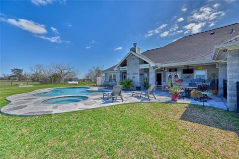2244 W Us Highway 90a W Hallettsville TX 77964