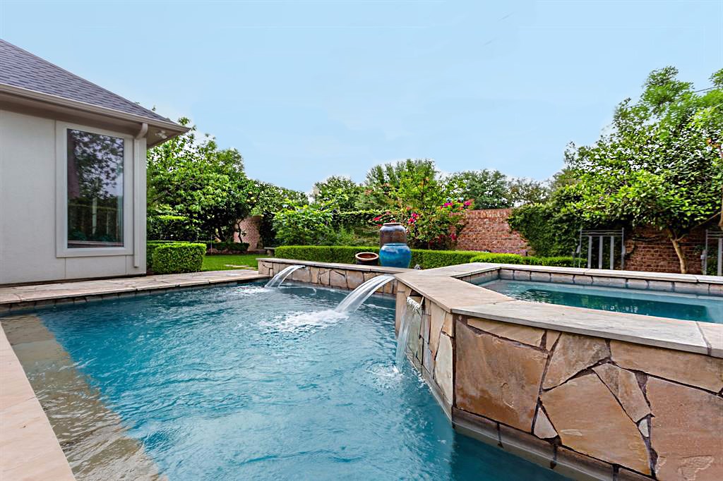 5202 Turning Leaf Lane Sugar Land TX 77479