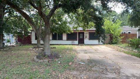 4130 Groton Drive Houston TX 77047