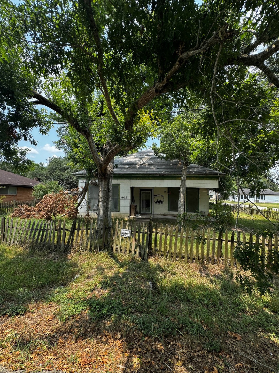 802 Koym Street East Bernard TX 77435