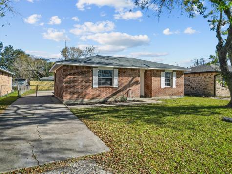 4717 Pine Street Seabrook TX 77586