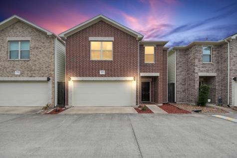 3718 Main Poplar Drive Houston TX 77025