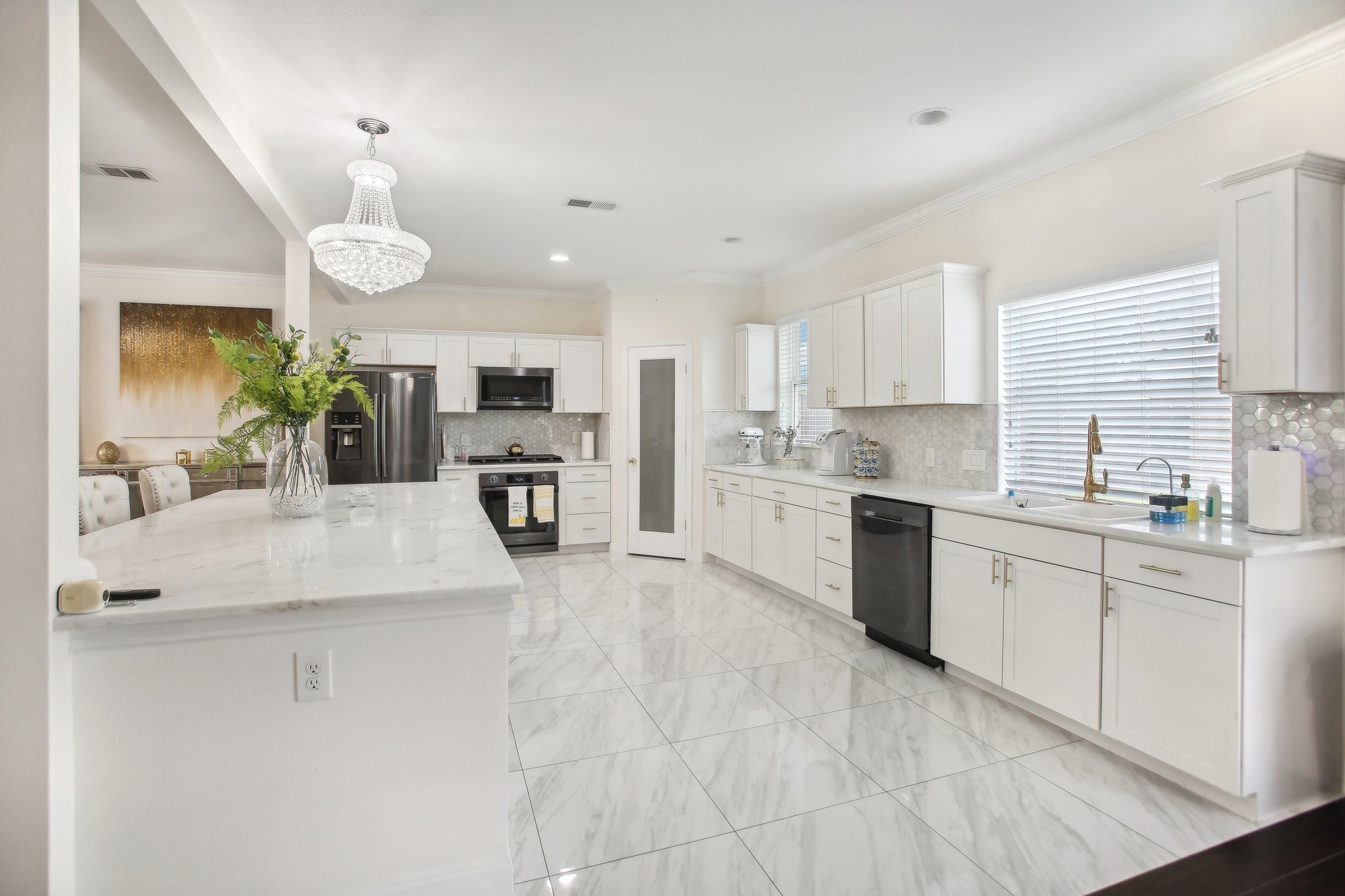 6114 Spanish Oak Drive Pasadena TX 77505