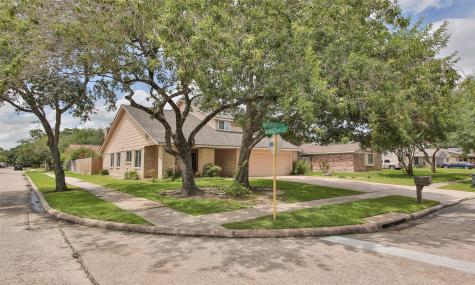 6918 Briarfield Drive Spring TX 77379