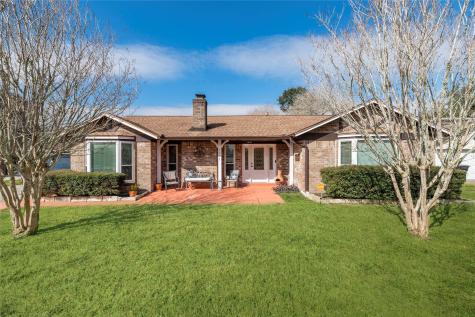 1025 Stevenwood Lane Alvin TX 77511