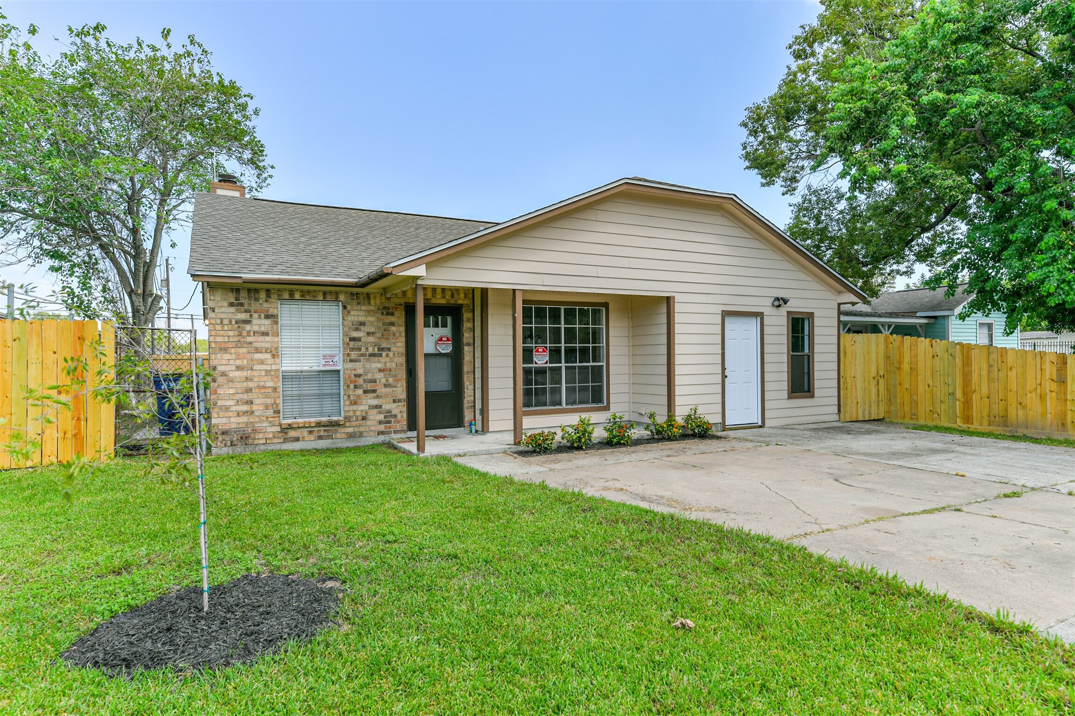 2426 13th Avenue N Texas City TX 77590