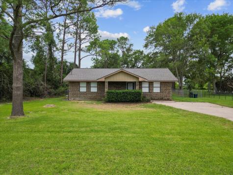 17304 Auction Barn Road Alvin TX 77511