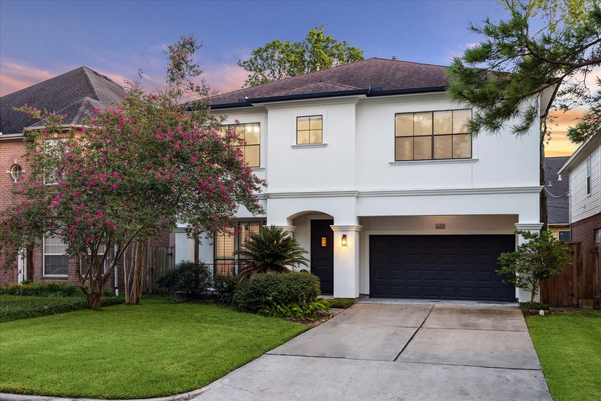 4411 Cynthia Street Bellaire TX 77401