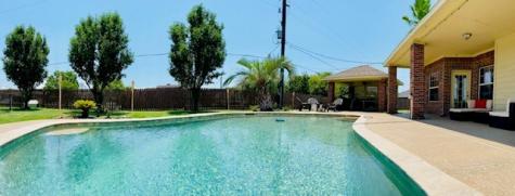 1803 Lafayette Lane Cove TX 77523