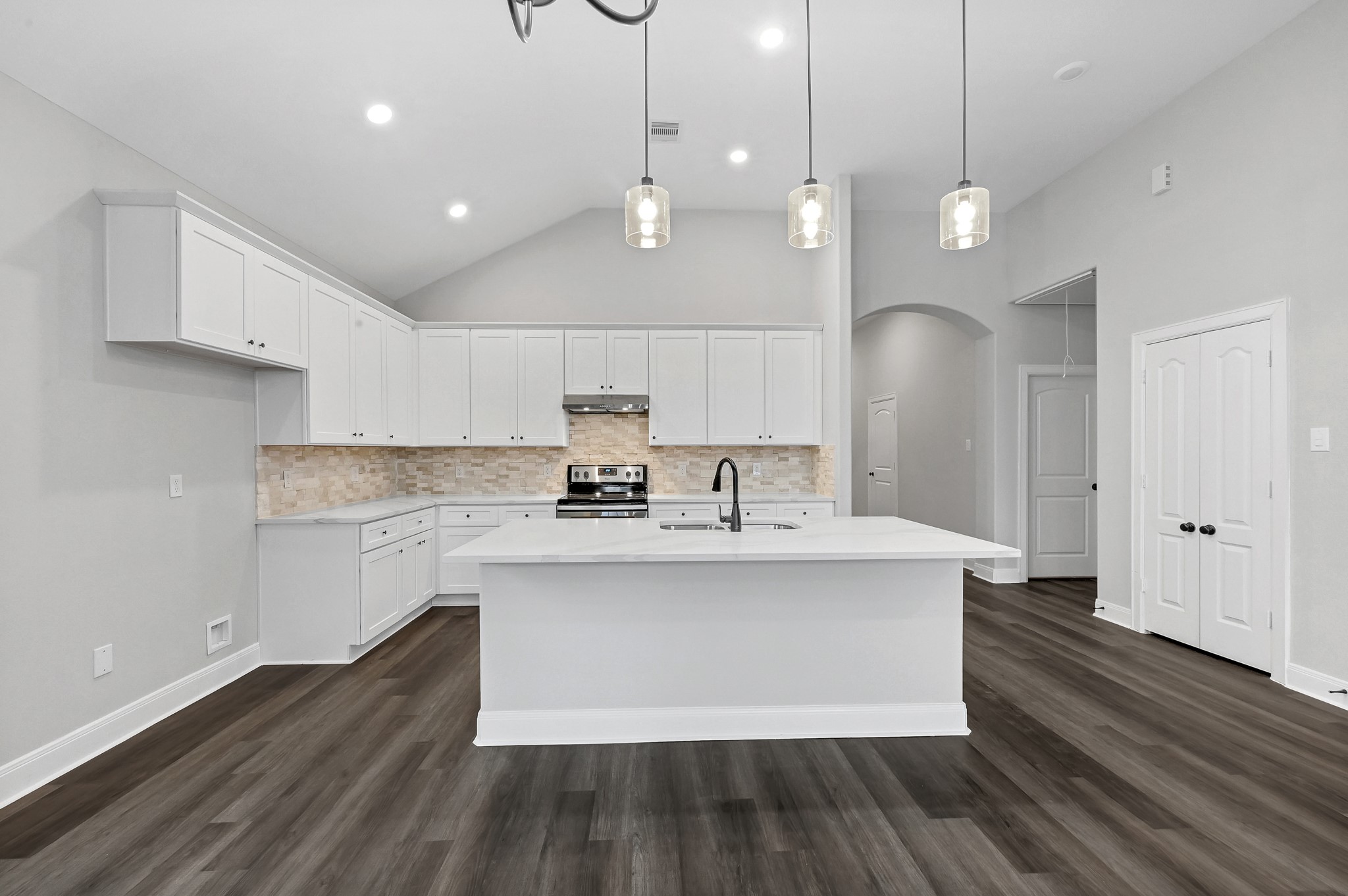 196 Road 5210 Cleveland TX 77327