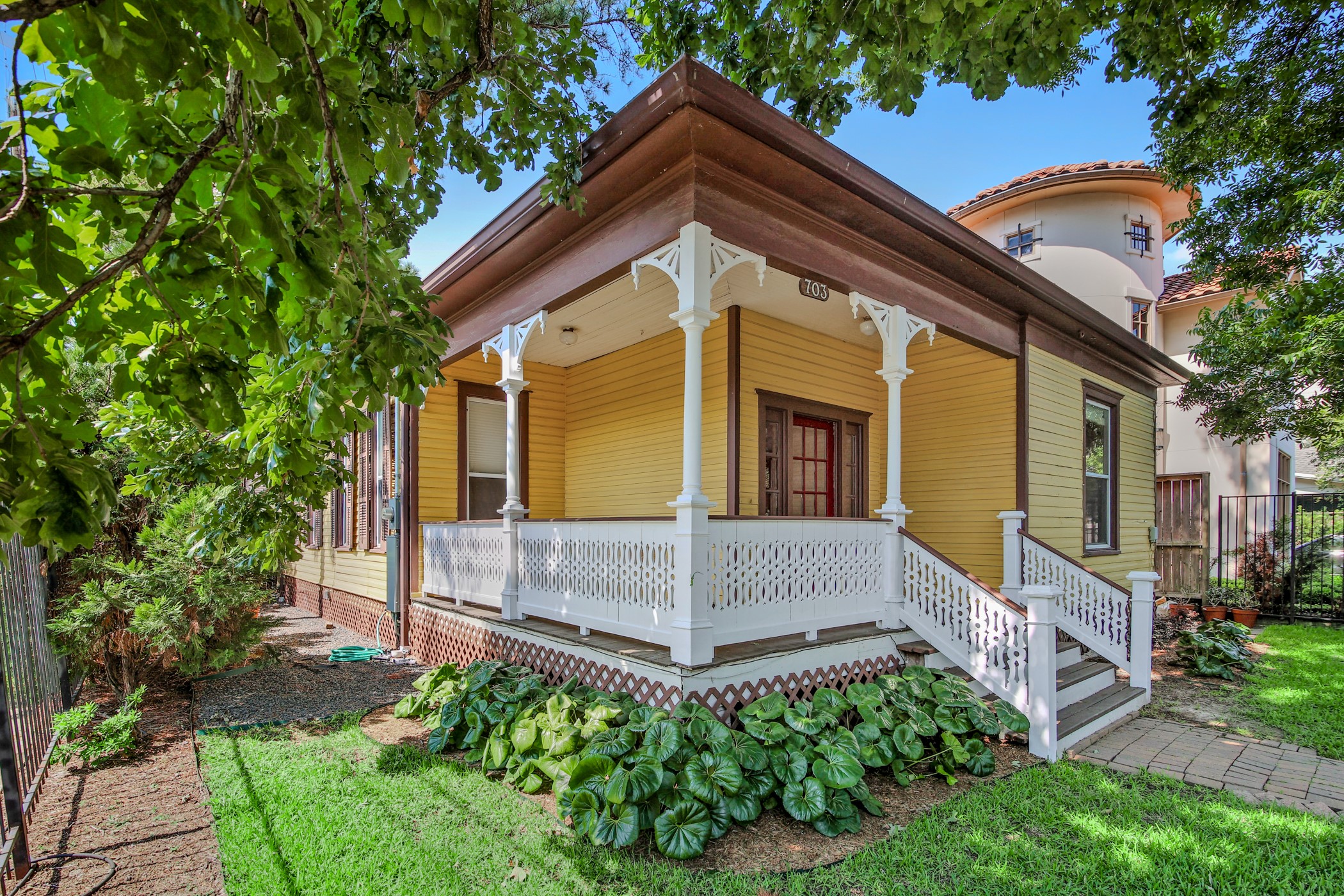 703 Bomar Street Houston TX 77006