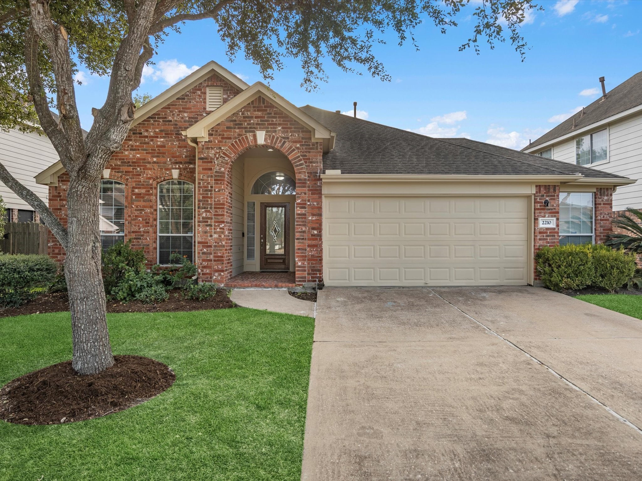 2210 Crystal Reef Lane Pearland TX 77584