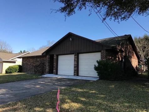 423 N Meinecke Street Bellville TX 77418